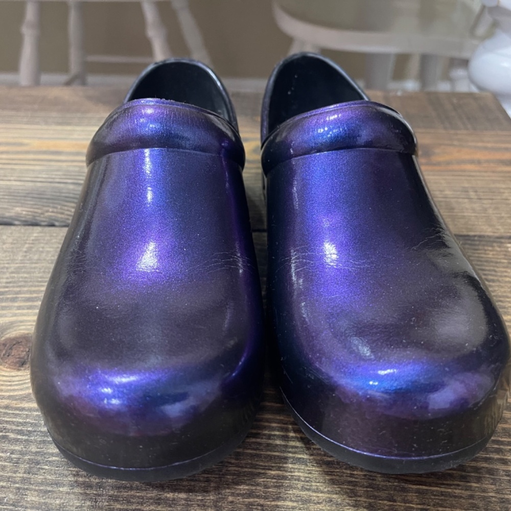 Unknown - Picture 2 of 3